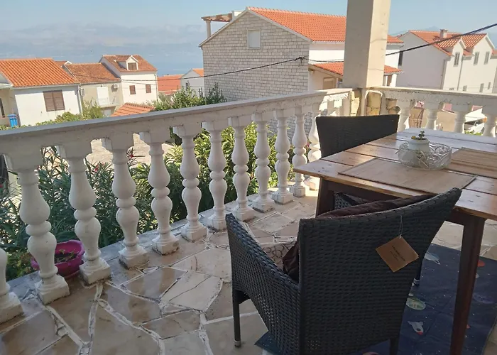 Apartment Ma\'Re
