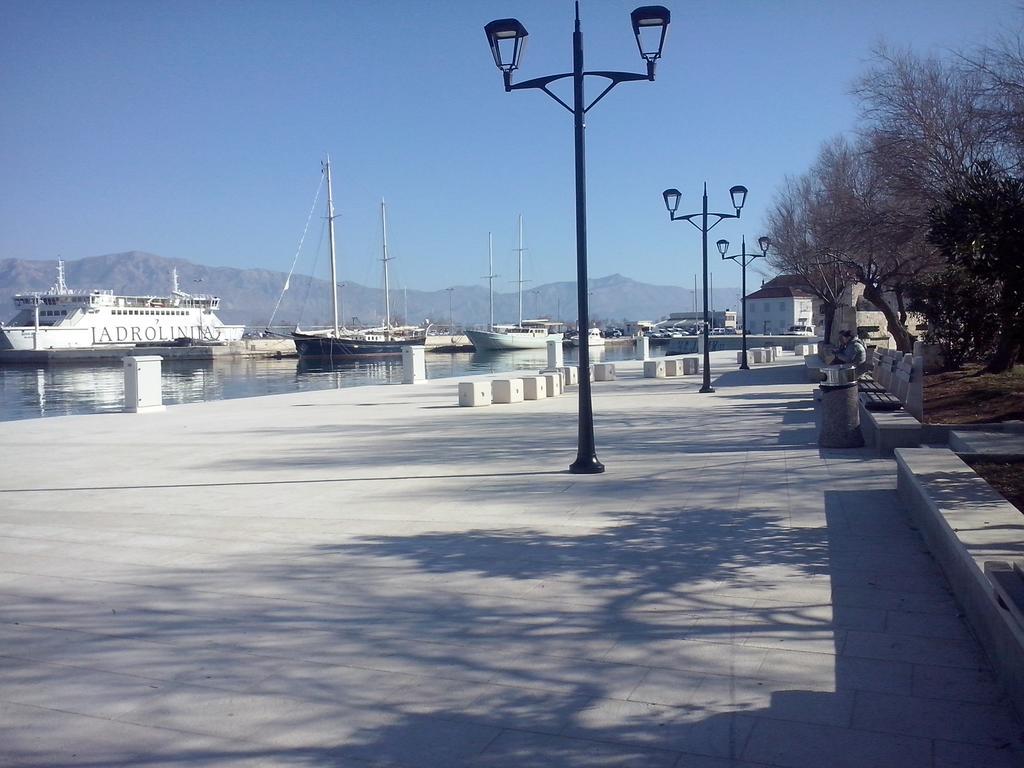 Ma're * Supetar